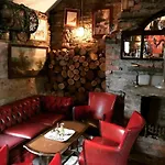 The Snug At Glack House
